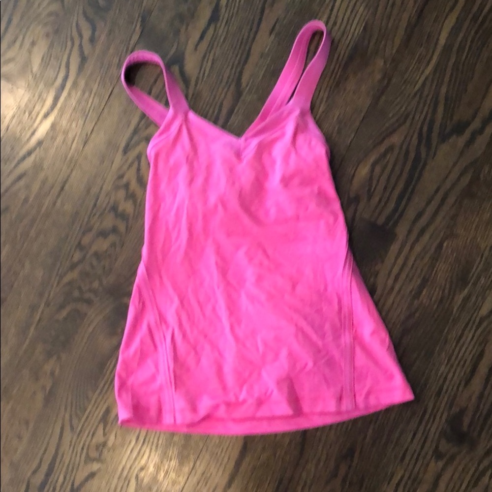 Lululemon top with built in bra